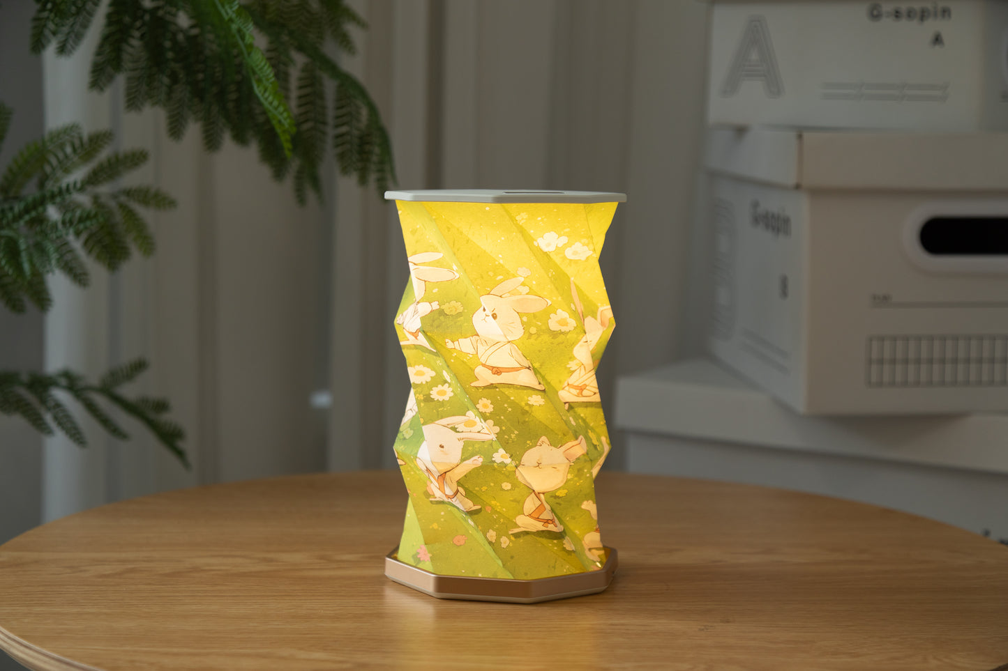 Rotating LED lamp "Kung Fu Rabbit"