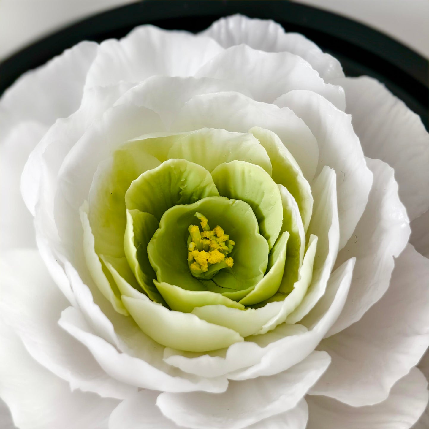 Tianshan Snow Lotus Porcelain Flower with Fragrance Oil 
