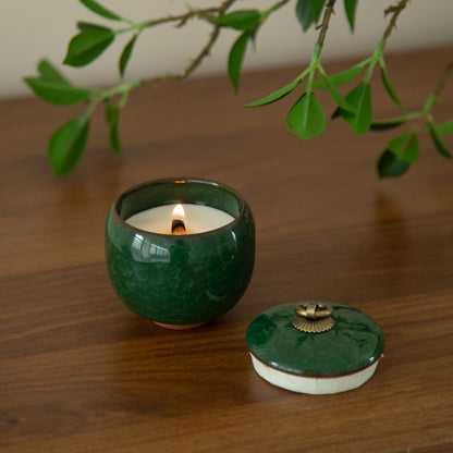 Candle in ceramic tea container with craquelé – peacock green 