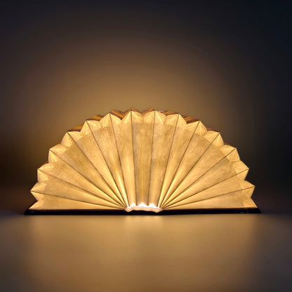 LED book lamp Hamburg Landungsbrücke 