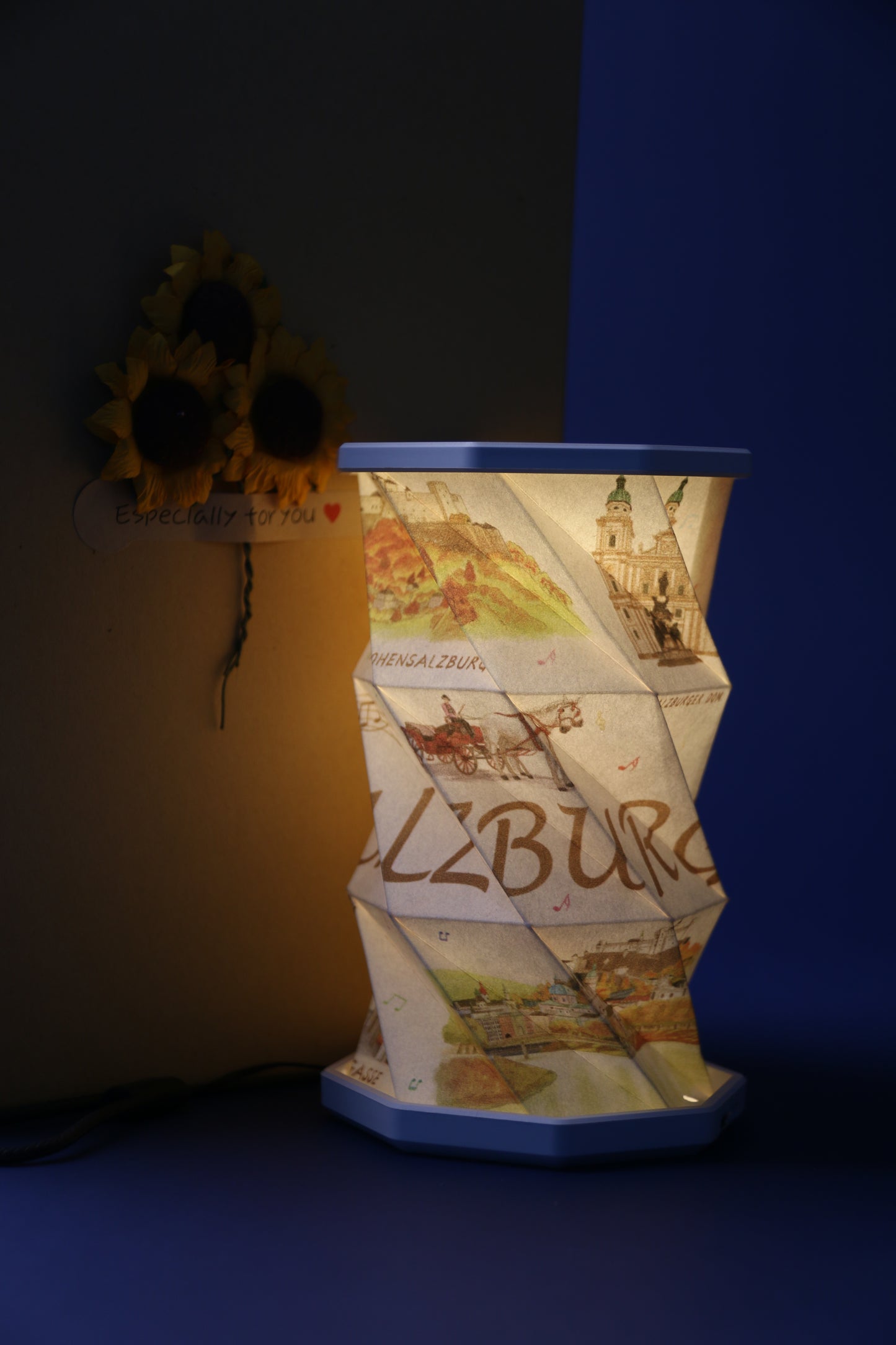 Mini Drehbare LED-Lampe "Weihnachtsmarkt Salzburg"