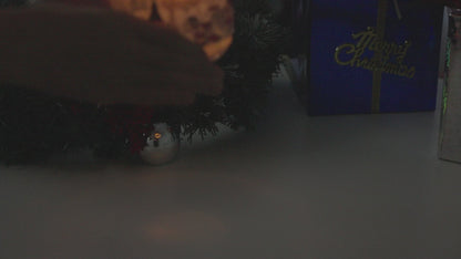 Surprise candle in Christmas market design
